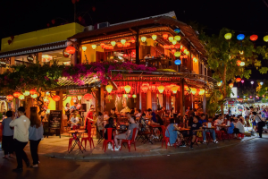 Hoi An Night Market: A Magical World You Shouldn’t Miss